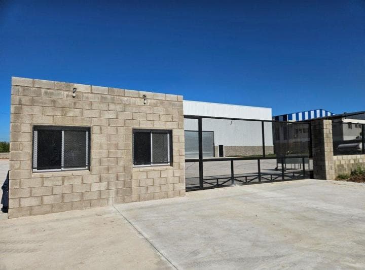 Alquiler Galpones Parque Industrial Ruta 25 - 4