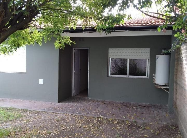 PH en Venta - 2 Dorm. 1 Baño - 121 m² - Alejandro Korn - 3