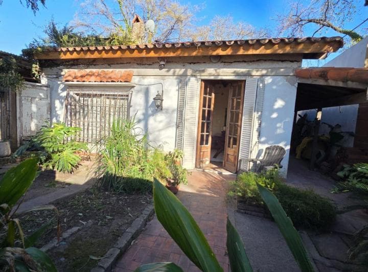Casa en Venta Castelar a Refaccionar Acepta Permta - 3