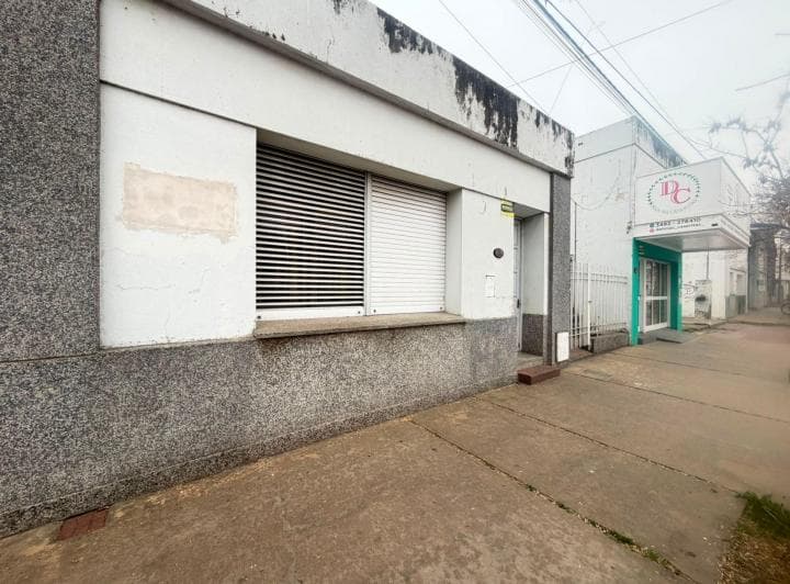 Remax/vende/galpon/oficinas/localcomercial - 2