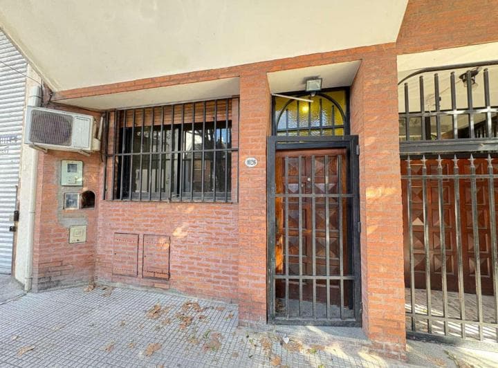 Venta PH 6 Amb Entrada Indep Terraza Propia Flores - 4