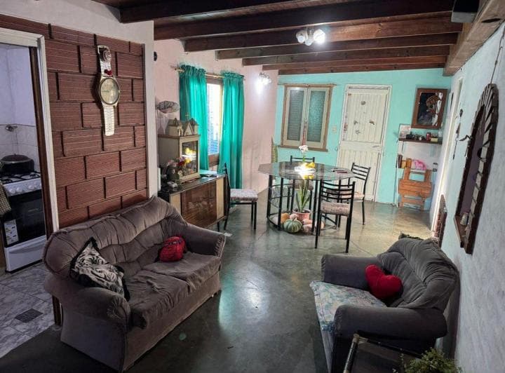 Venta Casa 3 Ambientes con Patio Florencio Varela - 2