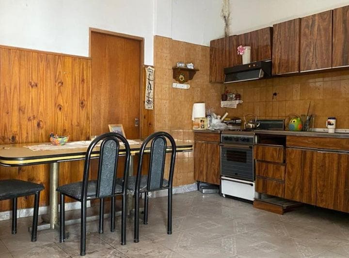 Venta en Bloque 3 Locales + Vivienda - m. Chingolo - 3