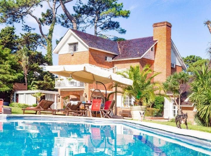 Casa en Venta 6 Dor, Piscina, Gran Parque - 2