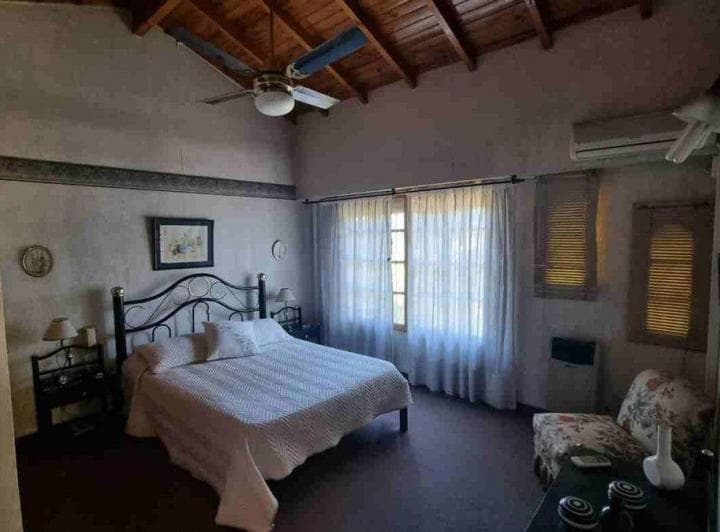 Casa en Venta Martin Coronado Gran Jardin y Pileta - 5