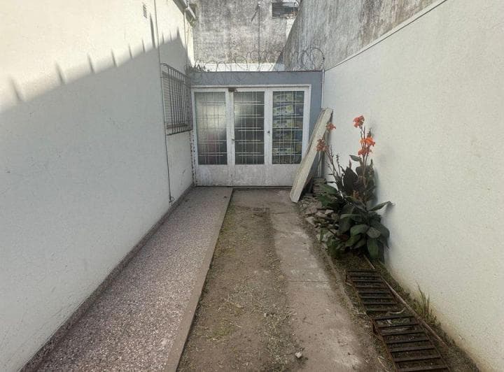 Venta Casa Lote 10x15 - Zona Residencial/comercial - 4