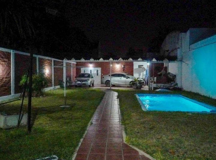 Venta PH 4 Amb Tapiales Cochera Parque Piscina - 2