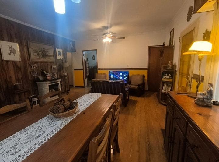 Venta Casa 4 Amb. + Depto 2 Amb. en Liniers - 5