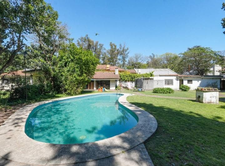 Venta Casa Quinta 5 Amb Burzaco Lote 1700 m² - 3