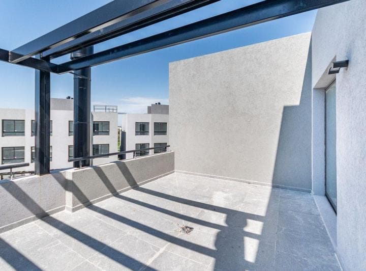 Venta Depto. 4 Amb., Cochera y Terraza, Nordelta - 5