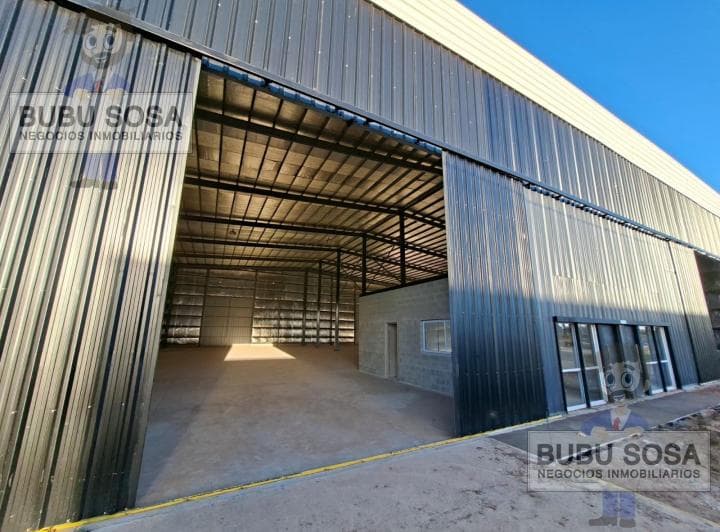 Nave Industrial 930 m² en Alquiler – Punto 53 | Ruta 53 - 3