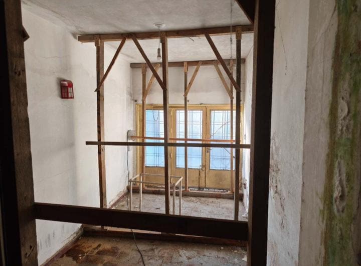 Casa Más Dpto a Refaccionar Barrio Urquiza 3 Dorm - 2
