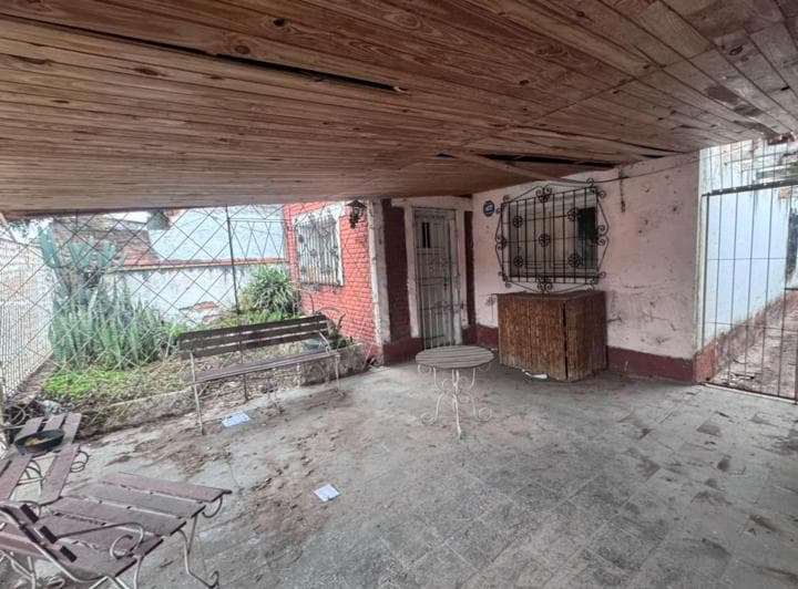 Venta Casa a Demoler/refaccionar Terreno 531 m² - 4