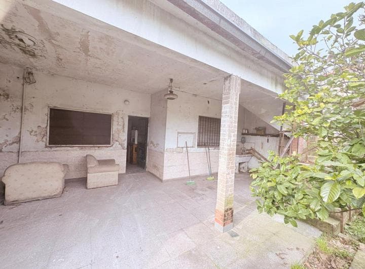 Casa a Refaccionar en Amplio Lote 412 m² Malvinas a - 5