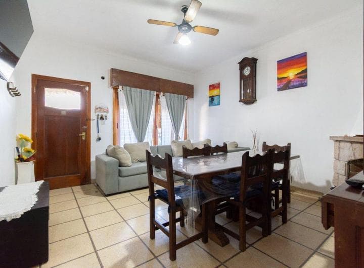 Venta Casa 3 Ambientes Ramos Mejia con Cochera - 2