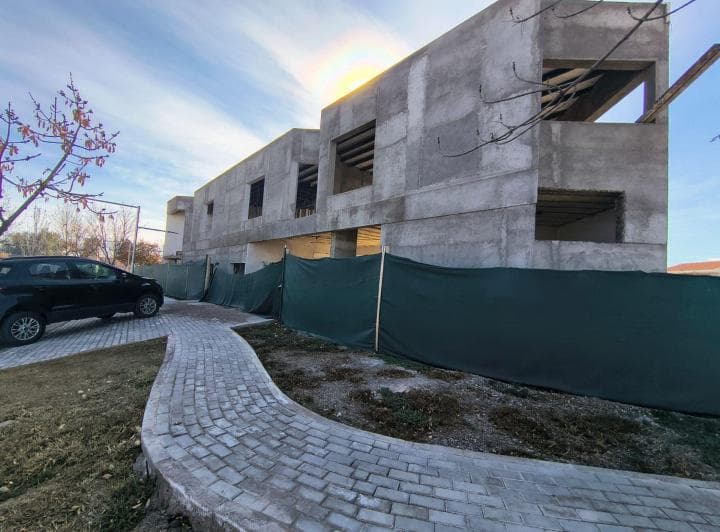 Venta Casa en Barrio Privado Establecido, Mendoza - 4