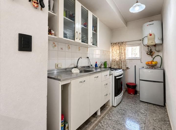 Casa de 4 Dorm. en Venta, La Plata, Quincho - 3