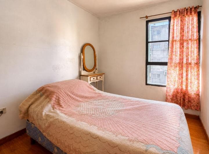Casa de 4 Dorm. en Venta, La Plata, Quincho - 5