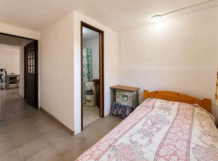 Casa de 4 Dorm. en Venta, La Plata, Quincho - 4