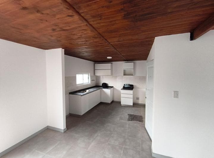 Casa 2 Dorm. con Garage y Patio, San Benito - 4