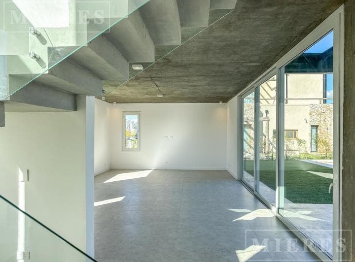 Casa en Venta Sobre Lote Interno en Carpinchos, Nordelta. - 5