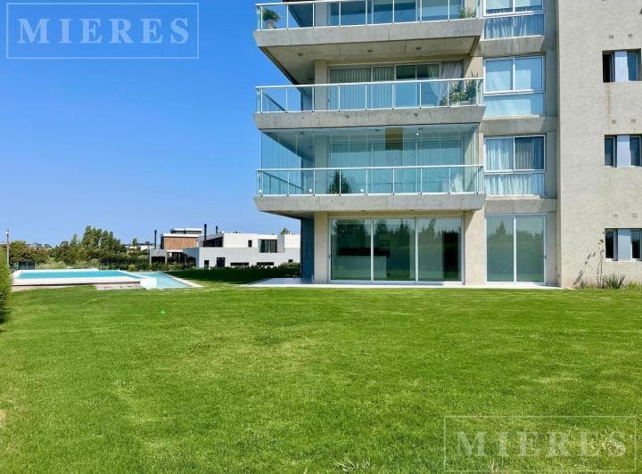 Departamento con Jardin y Pileta Propia en Venta en El Yoo 4, Nordelta - 3