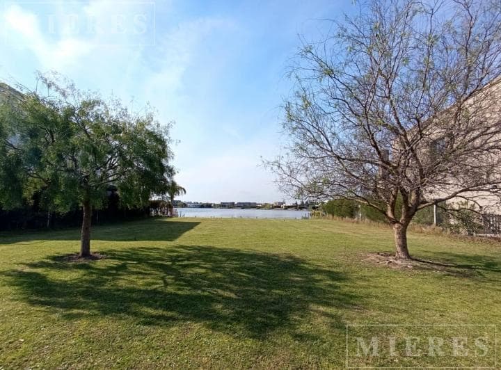 Lote en Venta a La Laguna en San Gabriel, Villanueva. - 3