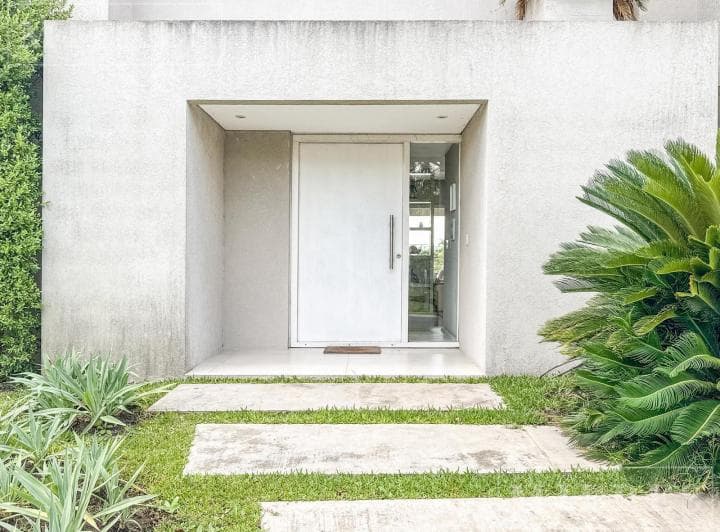 Casa en Venta a La Laguna en El Barrio Los Alisos, Nordelta - 5