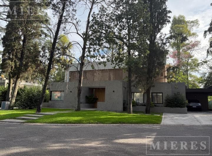 Casa en Venta en Excluisvo Barrio La Arboleda, Benavidez Tigre - 5