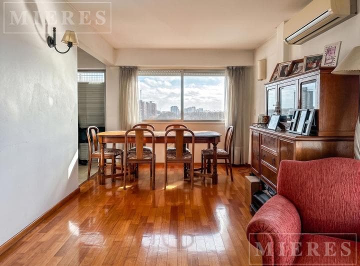 Muy Lindo Departamento en El Centro de San Isidro con Increíbles Vistas Abiertas en Venta - 5