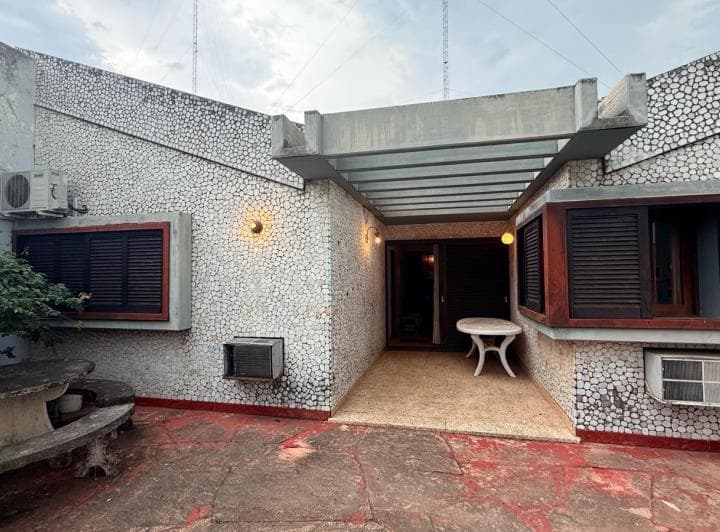 Casa Hermosa Casa con Local Comercial - 3