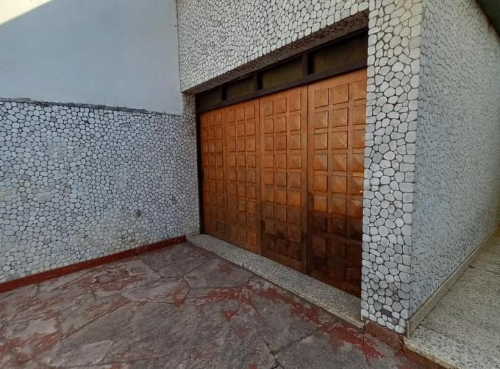 Casa Hermosa Casa con Local Comercial - 4
