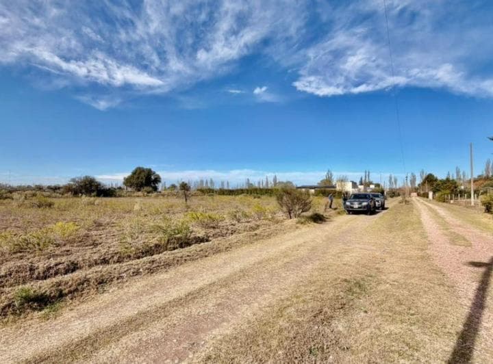 Lote en Venta en Las Paredes Barrio Semiprivado - 3