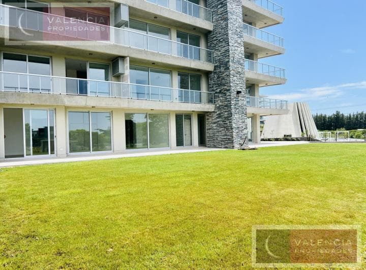 Departamento en Planta Baja con Jardín y Pileta Propia – Vista Al Golf | Yoo Nordelta - 5
