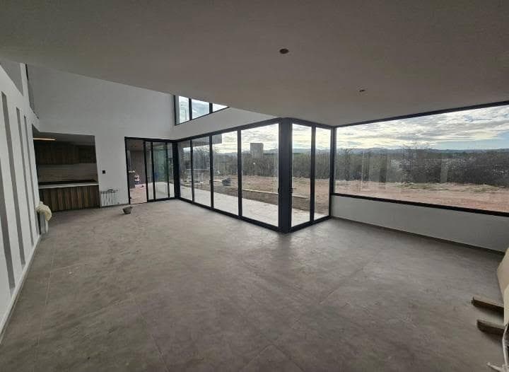 Casa a Estrenar en Estancia El Terrón – 4 Dorm., 400 m² y Vista a Las Sierras - 4