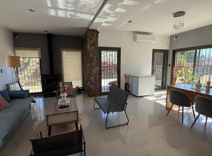 Venta Hermosa Casa en Rodeo del Medio - 4