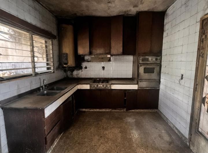 Casa a Refaccionar en Martínez con Gran Potencial - 5