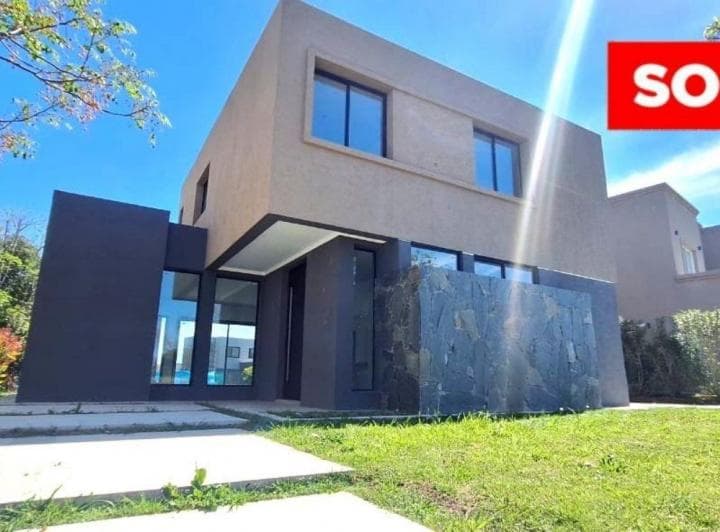 Casa en Venta Barrio Santa Lucia - 4
