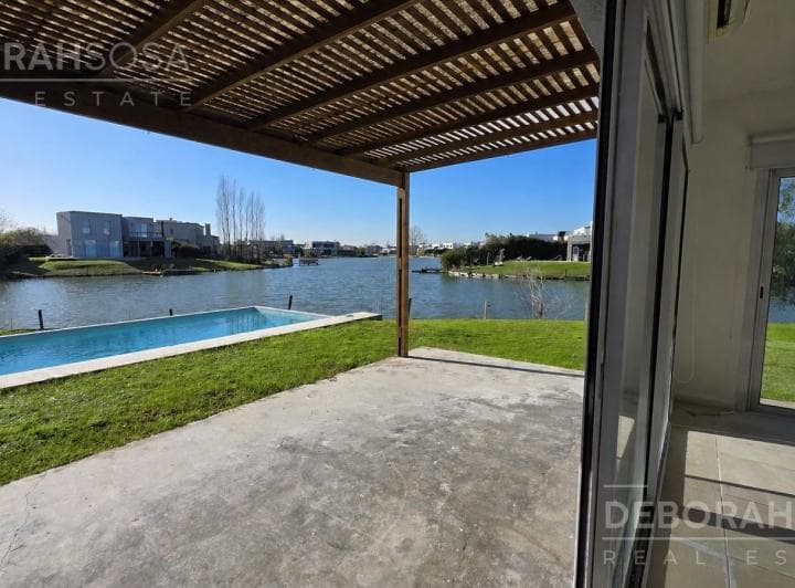 Casa en Venta en El Canton Norte a La Laguna con Piscina - 5
