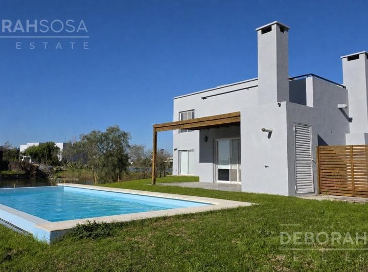 Casa en Venta en El Canton Norte a La Laguna con Piscina - 4