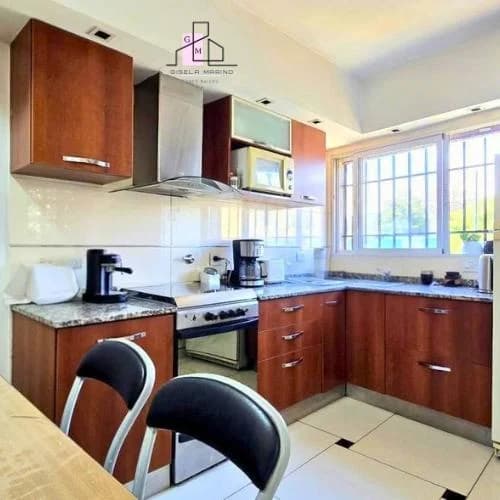 Venta Casa en Esquina | 3 Ambientes | Garage |local/oficina | Terraza con Parrilla - 3