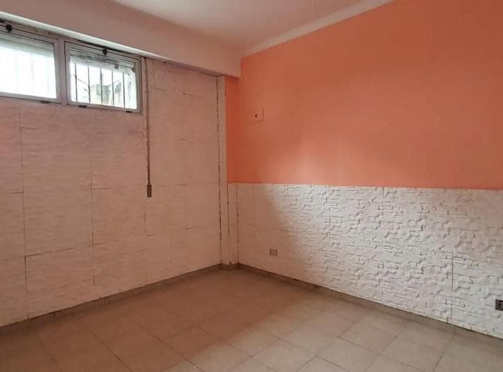 Departamento Tipo Casa Primer Piso Sin Expensas Chorroarin 1200 - 4
