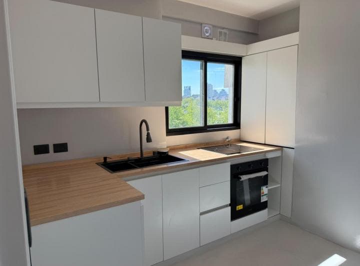 Semipiso de 3 Ambientes Reciclado con Balcón y Vista Abierta - Palermo Hollywood - 3