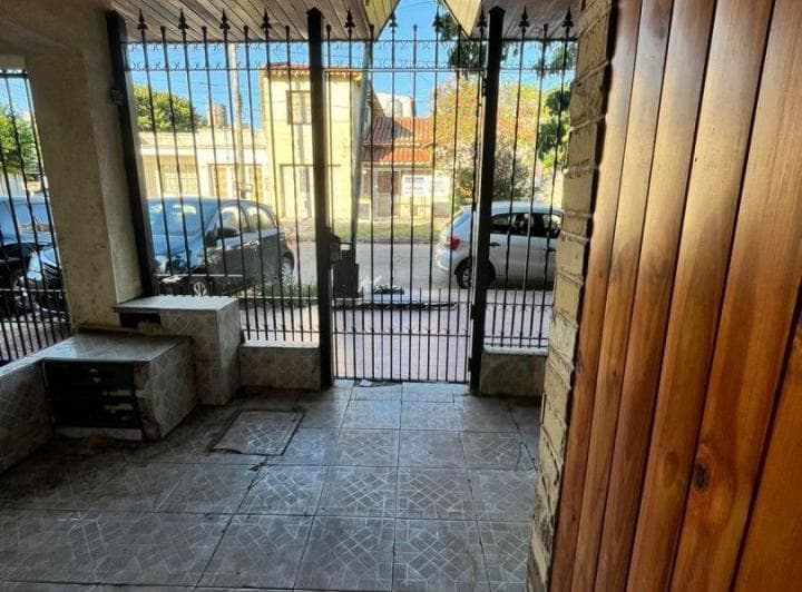 Casa y Depto Independientes, 162 m² C/ Cochera El Palomar - 2