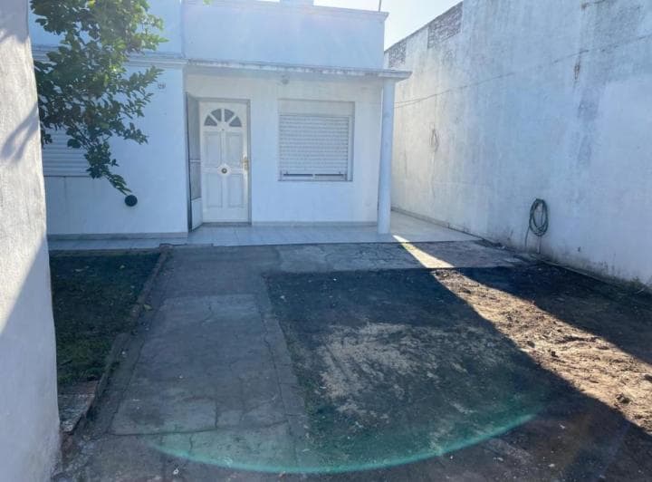 Velez Sarsfield 1218 - Casa con Local - 2