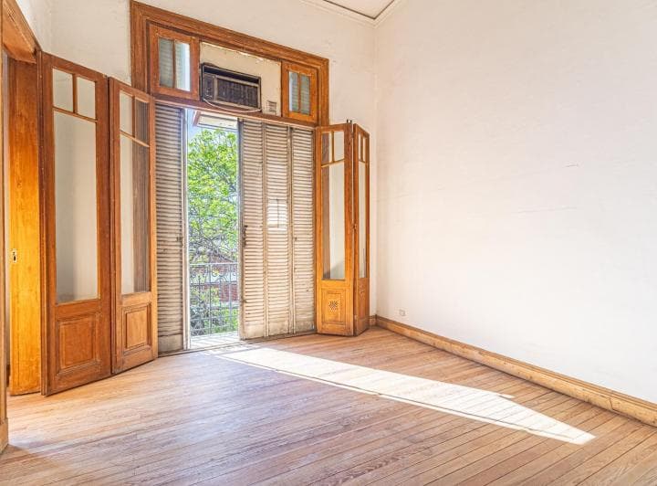 Departamento de 7 Ambientes Apto Profesional en Venta en Almagro - 2