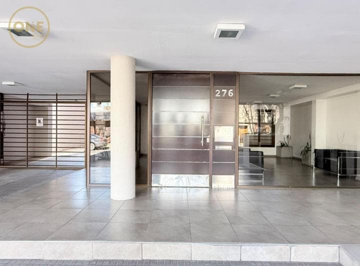 Departamento con Cochera en Venta en Calle 6 Entre 37 y 38 - 2