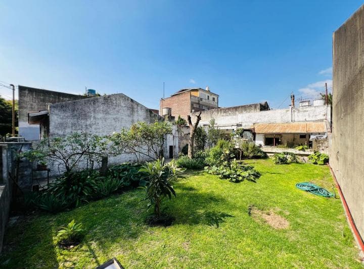 Casa a Refaccionar en Venta en Martinez - 2