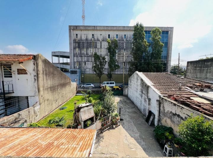 Casa a Refaccionar en Venta en Martinez - 4