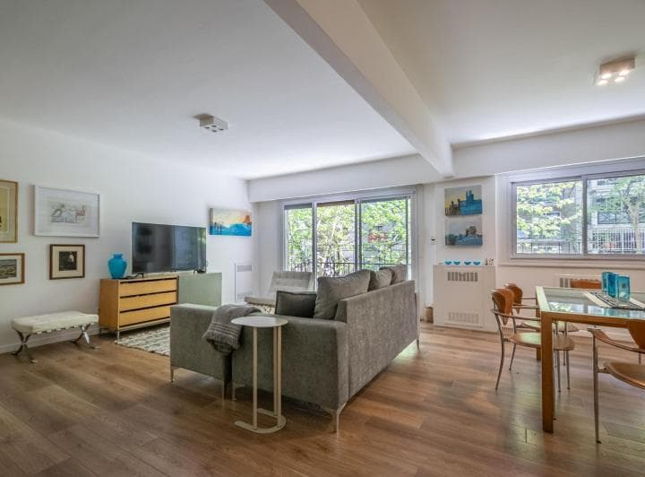 Venta/ Departamento 4 Ambientes Más U C Dependencia / Totalmente Reciclado/ Recoleta - 3